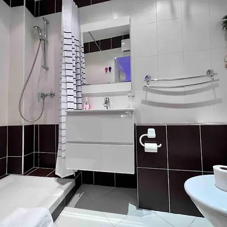 Apartmán Au Petit Qg: Cosy Pour 2 Prs, 200m Des Plages Antibes